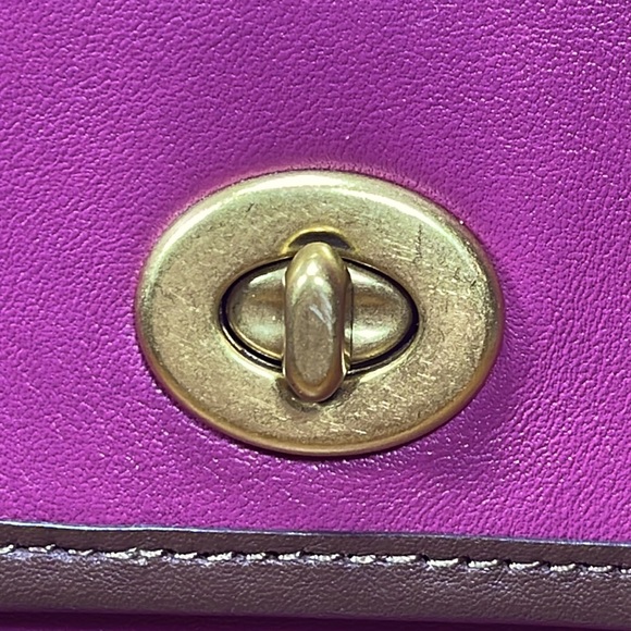 COACH Limited Edition Rambler Crossbody 16 in Colorblock - Picture 9 of 16